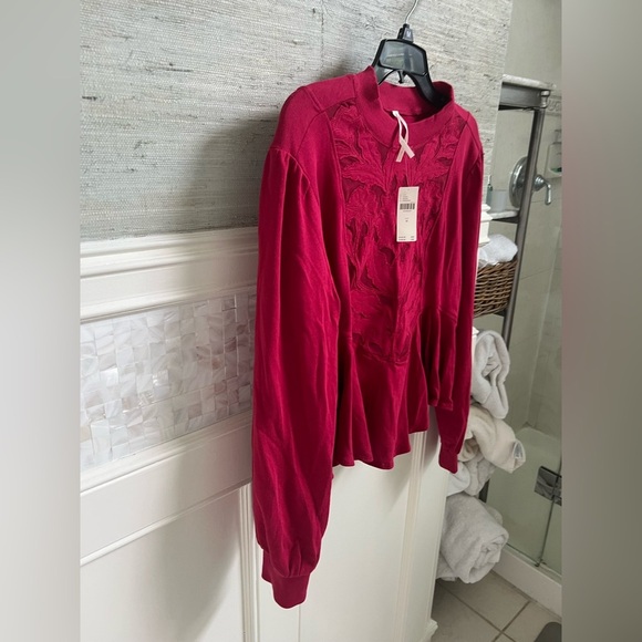 NWT new medium Anthropologie cutwork swing top red pink wine long sleeve lace - Picture 9 of 17